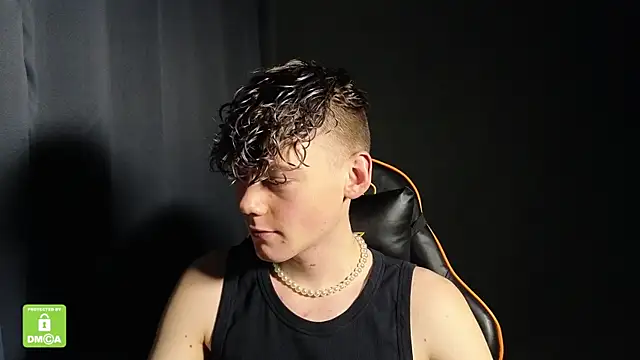 Snapshot of Keytaro chatting on January 9, 2026, 3:19 pm Keytaro online show from January 9, 2026, 3:19 pm