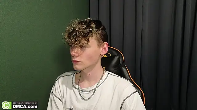 Snapshot of Keytaro chatting on February 19, 2026, 1:46 am Keytaro online show from February 19, 2026, 1:46 am