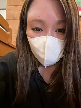 annna annna 2024 online show from October 8, 2025, 1:40 am