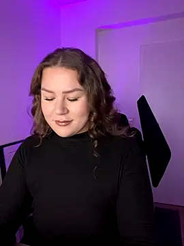 Snapshot of Fancy-Francy chatting on December 18, 2025, 3:38 pm Fancy-Francy online show from December 18, 2025, 3:38 pm