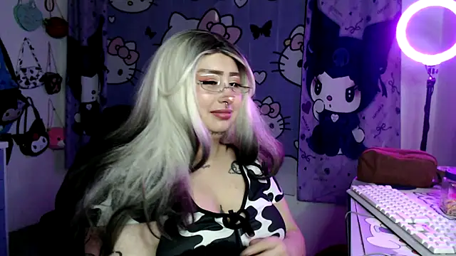 lussyevans24 online show from March 27, 2026, 8:26 am