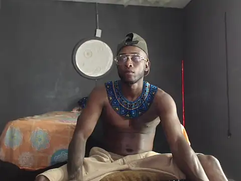 Snapshot of Ostinsanto chatting on November 29, 2025, 6:24 am Ostinsanto online show from November 29, 2025, 6:24 am