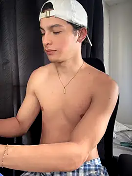 cybercosmiiic online show from October 13, 2025, 5:58 pm