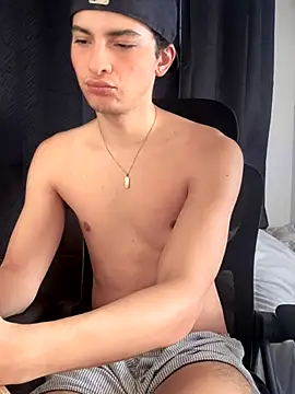 cybercosmiiic online show from November 7, 2025, 7:29 pm