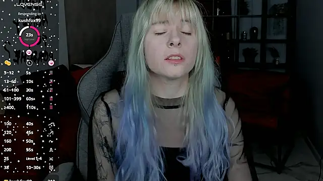 LexiWenford online show from November 24, 2025, 3:39 am