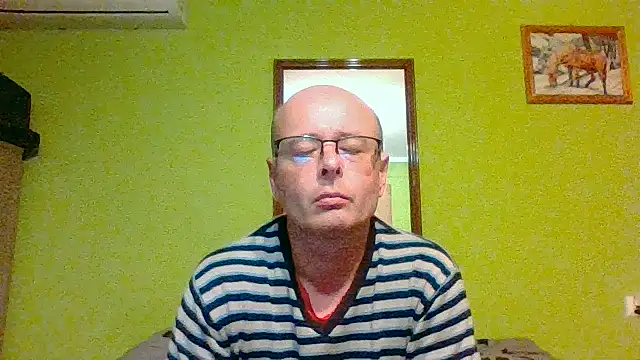 Snapshot of Tiger202441 chatting on June 3, 2026, 11:42 pm Tiger202441 online show from June 3, 2026, 11:42 pm