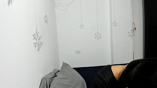 monse 02 online show from April 1, 2026, 1:34 pm