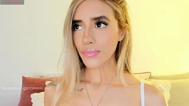 StormiRusso online show from March 17, 2026, 1:19 am