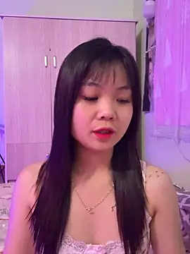 Maeve2k5 online show from October 17, 2025, 12:25 am