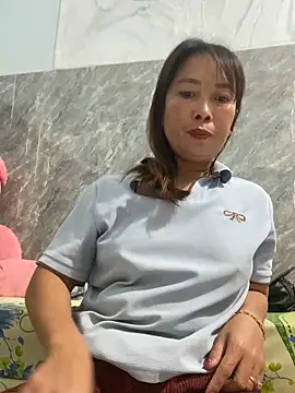 Linaannn online show from December 22, 2025, 11:05 pm