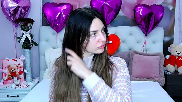 VioletUmi online show from February 14, 2025, 9:34 am