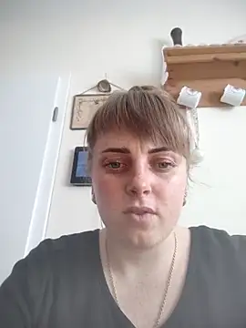 Snapshot of CoddessCrystal chatting on May 11, 2026, 7:54 am CoddessCrystal online show from May 11, 2026, 7:54 am