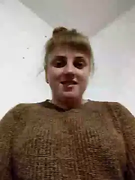 CoddessCrystal online show from February 26, 2025, 4:49 pm