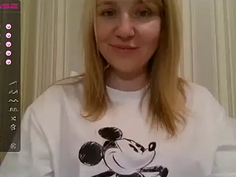 Snapshot of urbadkitty chatting on January 19, 2025, 1:55 pm urbadkitty online show from January 19, 2025, 1:55 pm