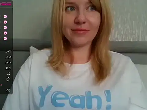 Snapshot of urbadkitty chatting on March 10, 2025, 6:38 am urbadkitty online show from March 10, 2025, 6:38 am