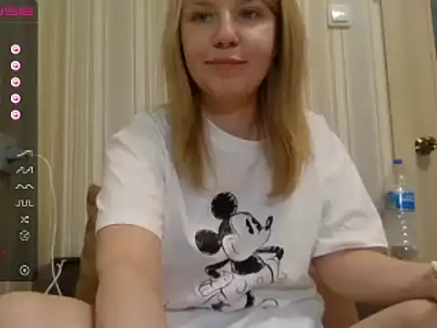 Snapshot of urbadkitty chatting on March 14, 2025, 2:52 pm urbadkitty online show from March 14, 2025, 2:52 pm
