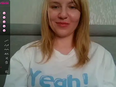 Snapshot of urbadkitty chatting on March 12, 2025, 10:05 am urbadkitty online show from March 12, 2025, 10:05 am