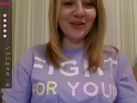 Snapshot of urbadkitty chatting on March 12, 2025, 7:47 pm urbadkitty online show from March 12, 2025, 7:47 pm