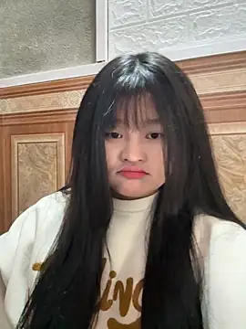 Anges893 online show from December 4, 2025, 2:21 am