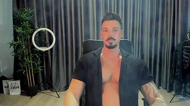 Snapshot of HaydenSpearss chatting on February 3, 2026, 1:27 pm HaydenSpearss online show from February 3, 2026, 1:27 pm