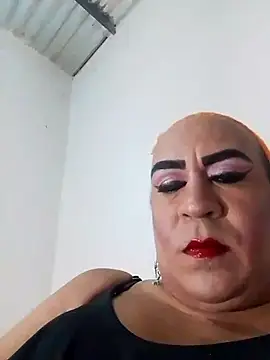 Snapshot of Natasha_Hart chatting on February 12, 2026, 2:11 am Natasha Hart online show from February 12, 2026, 2:11 am