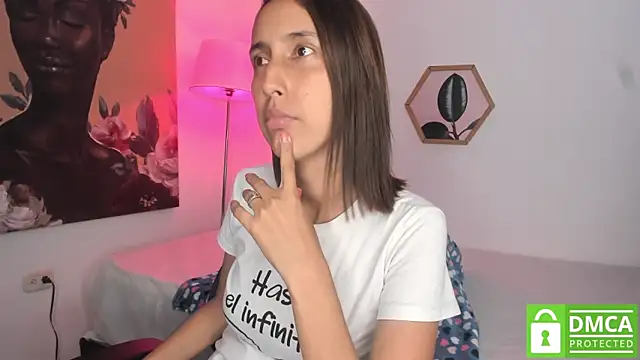 aleja rythm online show from October 28, 2025, 7:13 pm