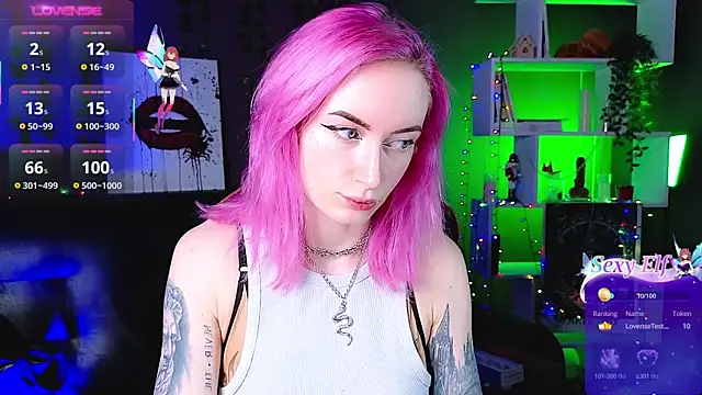  HelenCarter online show from February 11, 2025, 8:42 pm