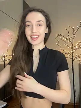 Polli Kiss online show from February 21, 2026, 2:30 pm