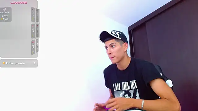 Valerio 20 online show from February 17, 2025, 7:55 pm