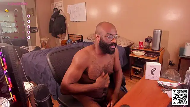 MrChuckDailyXXX online show from December 10, 2024, 7:11 pm