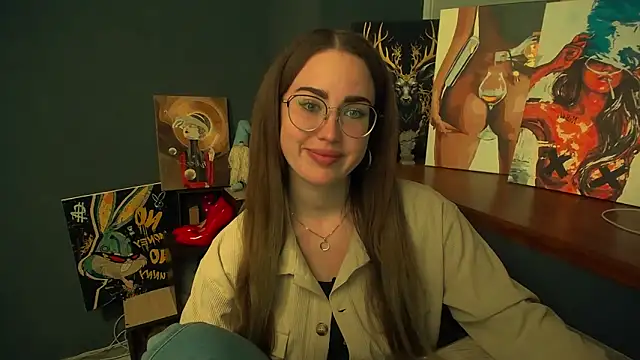 Snapshot of luxie_milady chatting on April 29, 2026, 12:42 pm luxie milady online show from April 29, 2026, 12:42 pm