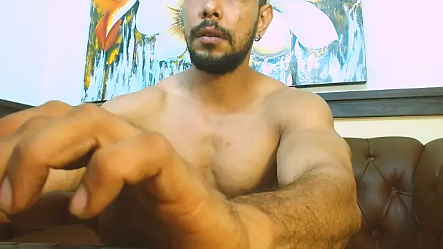 Snapshot of Thiago_Summers chatting on February 18, 2026, 1:40 pm Thiago Summers online show from February 18, 2026, 1:40 pm