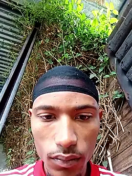 slimmydaddy69 online show from April 27, 2026, 6:44 am