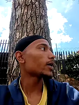 slimmydaddy69 online show from April 20, 2026, 9:45 am