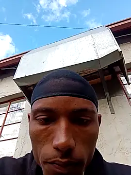 slimmydaddy69 online show from April 29, 2026, 2:43 pm