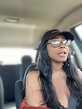 Blazerina online show from October 29, 2025, 5:23 pm