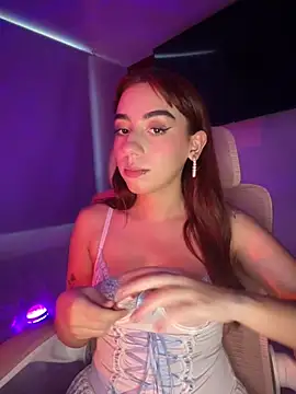 Snapshot of veronicaapink chatting on January 10, 2026, 10:16 pm veronicaapink online show from January 10, 2026, 10:16 pm