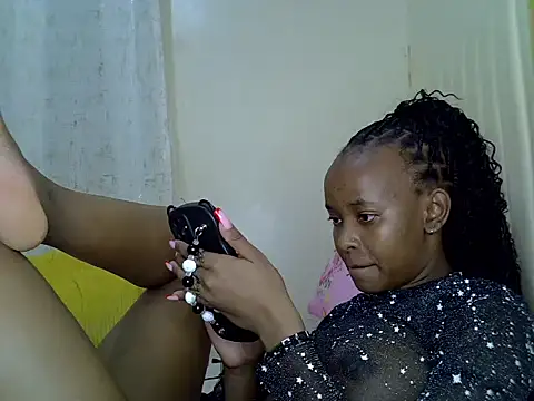 Snapshot of pretty_betty chatting on February 14, 2026, 8:31 pm pretty betty online show from February 14, 2026, 8:31 pm