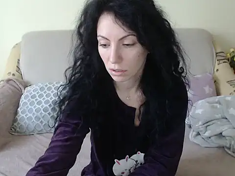 Snapshot of Emmatoo chatting on February 15, 2026, 9:52 am Emmatoo online show from February 15, 2026, 9:52 am