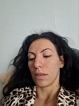 Emmatoo online show from April 2, 2026, 7:15 am