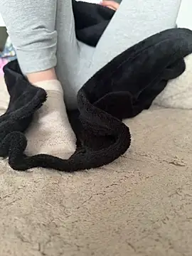 kat ya online show from April 19, 2026, 2:18 pm