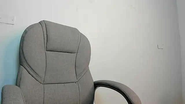 Snapshot of celestica_rose chatting on March 13, 2025, 7:53 am celestica rose online show from March 13, 2025, 7:53 am