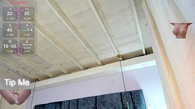 sofia samuels online show from April 19, 2026, 2:23 am