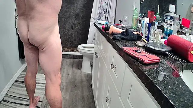 lou63ponce online show from November 1, 2025, 10:03 pm