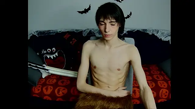 kobeny online show from October 31, 2025, 11:11 pm