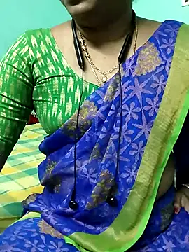 Snapshot of kasmika_kasmika chatting on February 17, 2025, 4:39 pm kasmika kasmika online show from February 17, 2025, 4:39 pm