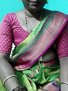 Snapshot of kasmika_kasmika chatting on January 9, 2025, 3:55 pm kasmika kasmika online show from January 9, 2025, 3:55 pm