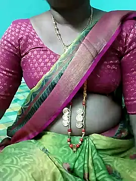 Snapshot of kasmika_kasmika chatting on January 10, 2025, 4:41 pm kasmika kasmika online show from January 10, 2025, 4:41 pm