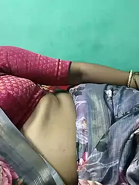 Snapshot of kasmika_kasmika chatting on January 23, 2025, 6:35 pm kasmika kasmika online show from January 23, 2025, 6:35 pm