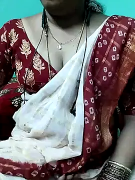 Snapshot of kasmika_kasmika chatting on February 7, 2025, 8:10 pm kasmika kasmika online show from February 7, 2025, 8:10 pm